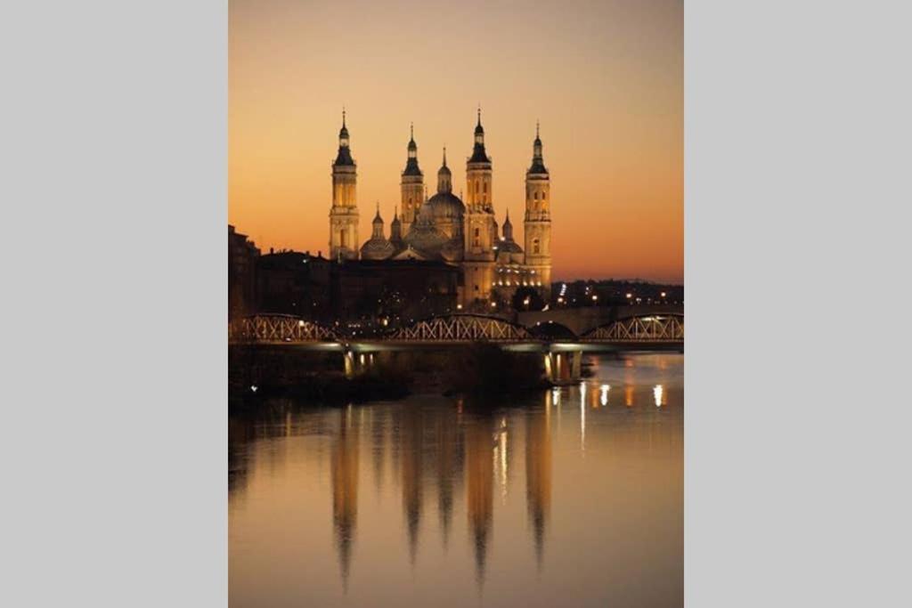 Loft Mon Apartman Zaragoza Kültér fotó
